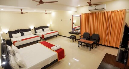 Hotel Sri Devi Room Type - 3 Bed AC Room