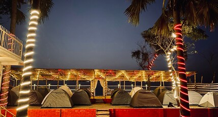 Tasher Ghor Room Type - Group Tent