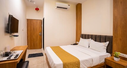 HOTEL THE  PLATINUM Room Type - Deluxe Double Room