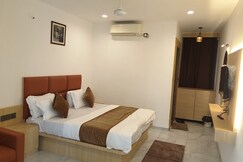 Hotel Grand Nilgiri AC Rooms