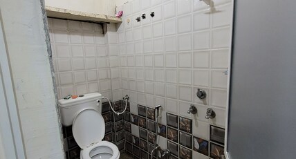 Hotel Shri Mahakal Lok Room Type - Small Family Room