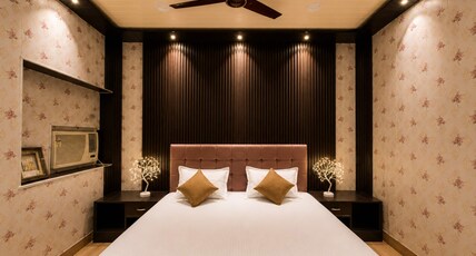 Peaceful Spacious 2BR near Kashi Vishwanath Temple Room Type - Peaceful Spacious 2BR near Kashi Vishwanath Temple