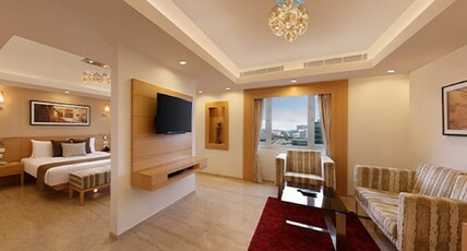 Lemon Tree Hotel Gachibowli Room Type - Presidential suite