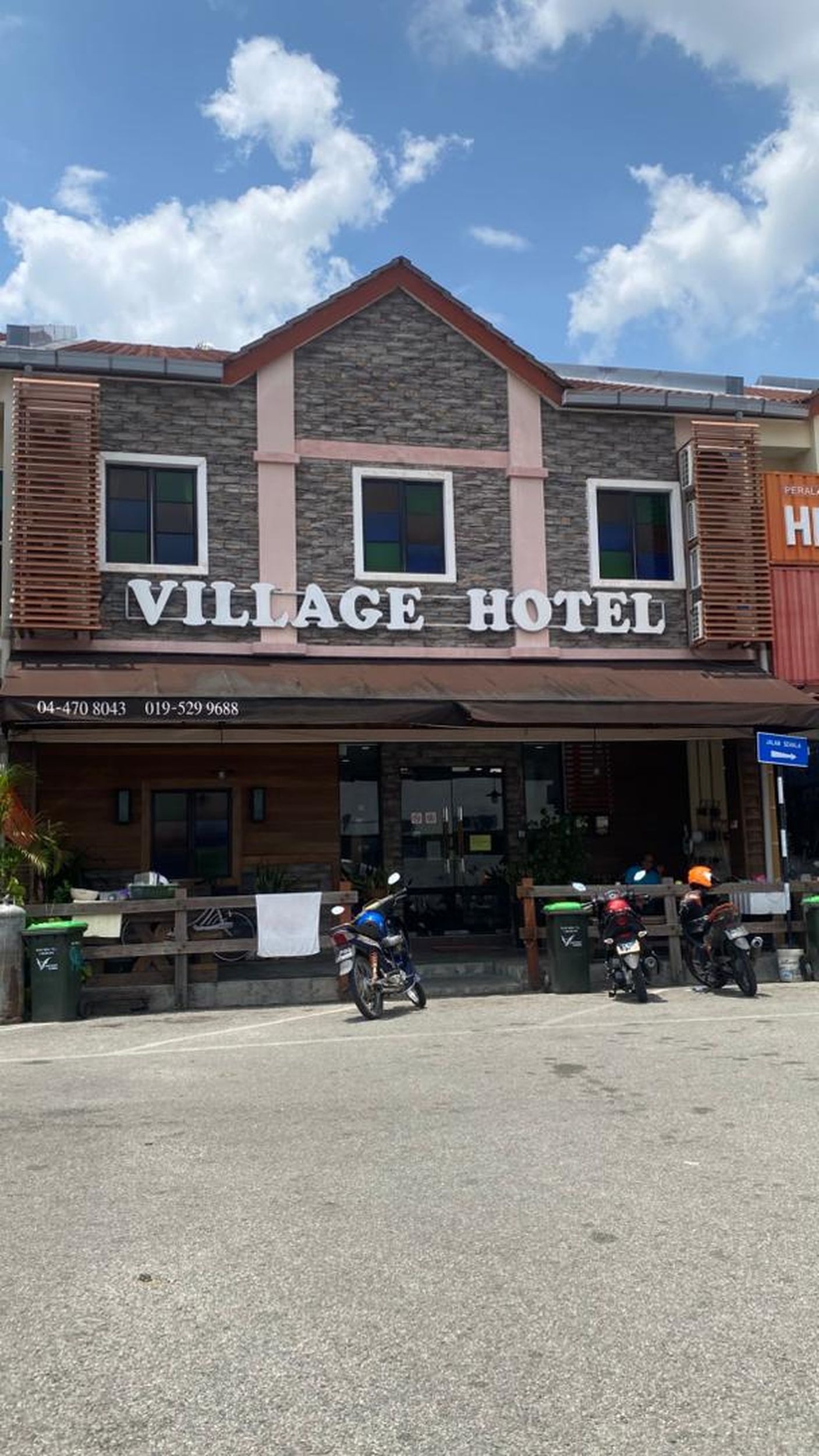 Hotel O Village - Tap to explore photos