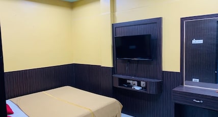 GSR RESIDENCY TEMPLE VIEW Room Type - Standard AC Room