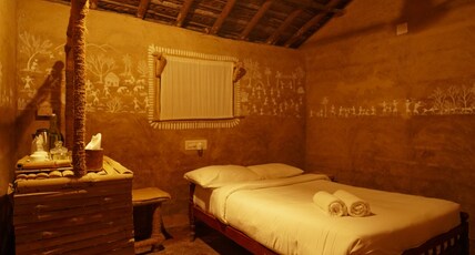The Soul Marayoor Room Type - Small Ethnic Mud House
