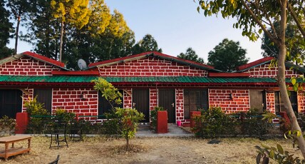 Shantiraj Hill View Room Type - Standard Quadruple Room