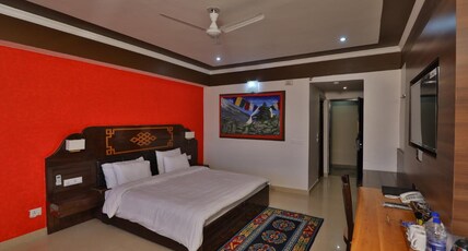 Hotel Norbu House Room Type - Royal Norbu Super Deluxe Room (Non View - Ground Floor)