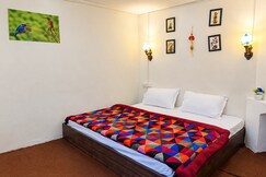 Address of Jugnoo Cafe and Stay