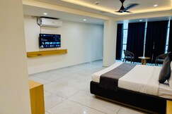 Address of Hotel Sky Comfort Inn