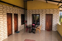 Photos of Ibbani home stay.