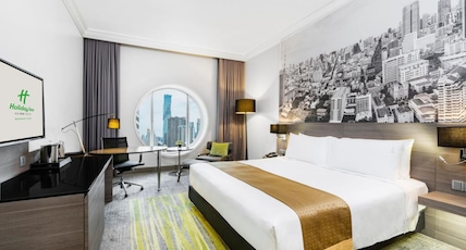 Holiday Inn Bangkok Silom Room Type - 1 King 1 Bedroom Suite City View NonSmoking Holiday Inn Bangkok Silom Room Type - 1 King 1 Bedroom Suite City View NonSmoking