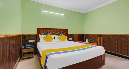 Itsy Hotels Rain Forest, 1 km from Rose Garden Room Type - Standard Room