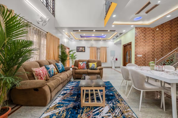 Splendor Lux 5BHK Pool Villa by Susan Homestay - Tap to explore photos