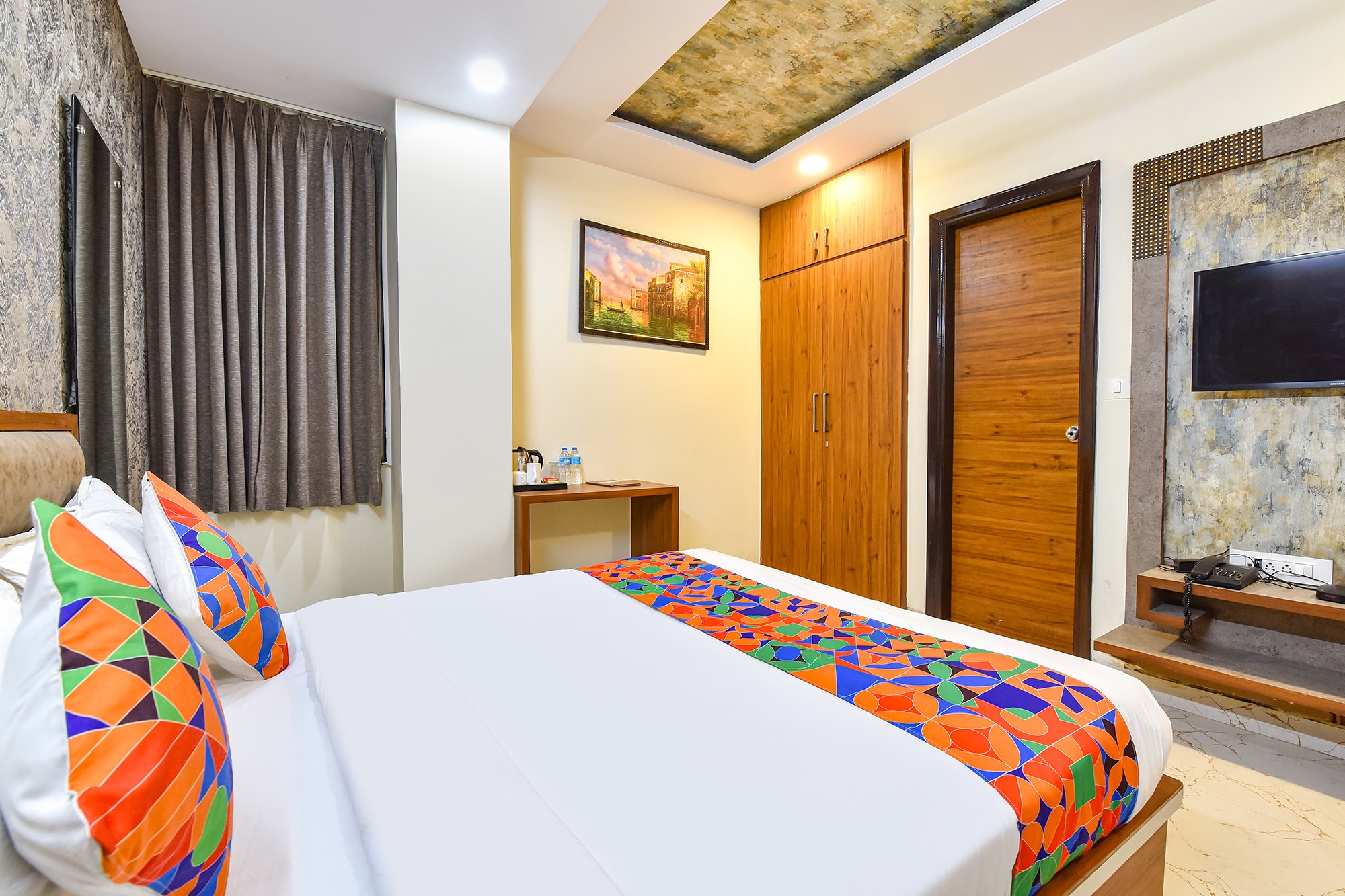 FabHotel Prime Royal Elite - Tap to explore photos