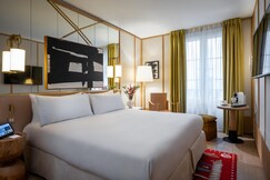 Le Belgrand Hotel Paris Champs Elysees, Tapestry by Hilton