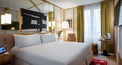 Le Belgrand Hotel Paris Champs Elysees, Tapestry by Hilton Room Type - KING DELUXE ROOM