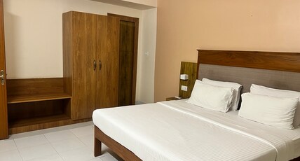 Sai Towers Room Type - Junior Suite