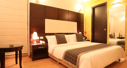 Emblem Hotel  New Friends Colony Room Type - Executive Room