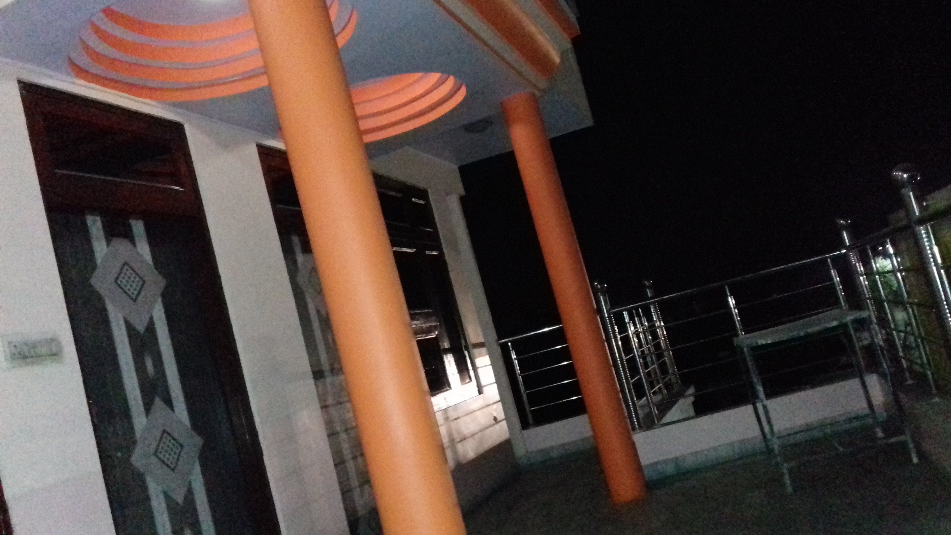 Hotel Om Jai - Tap to explore photos