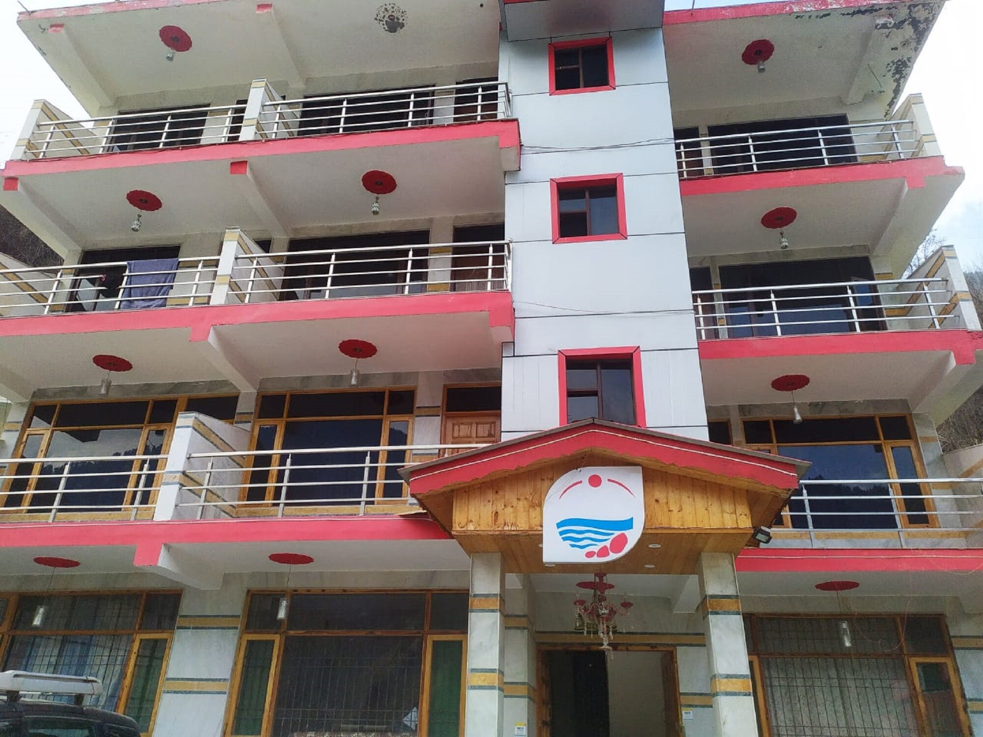 HIM TAJ HOTEL - Tap to explore photos