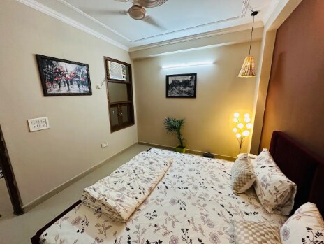Spacious 2 BHK Near airport Peace amidst chaos - Tap to explore photos