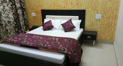 HOTEL JANNAT Room Type - Single bed room fan only without TV