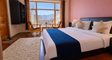 Malik Residency Main Market Leh Room Type - Deluxe Room with Mountain View Malik Residency Main Market Leh Room Type - Deluxe Room with Mountain View