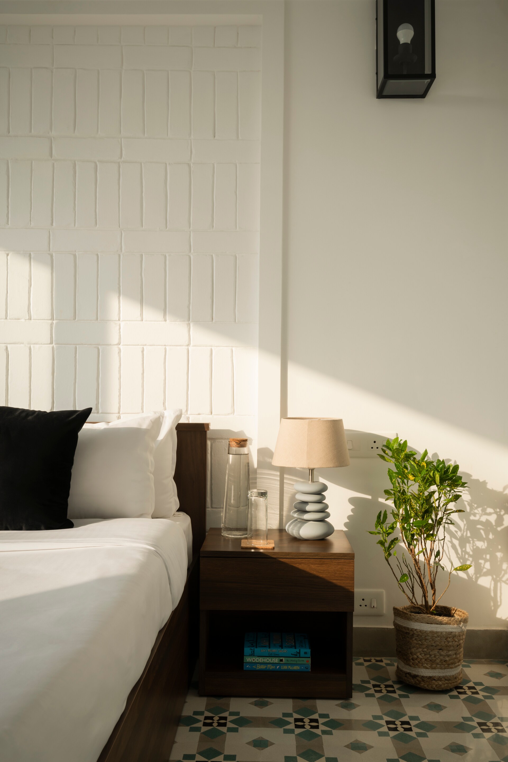 EL REINO - 3 BHK AT REIS MAGOS BY THE BLUE KITE - Tap to explore photos