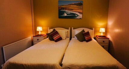 OYO Ocean Haze Hotel Room Type - Twin Room with Sea View