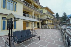 Hotel Sumeera Inn Manali