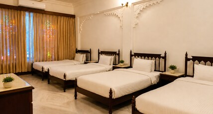 Raj Kuber  A Boutique Lake View Hotel Room Type - Family Room