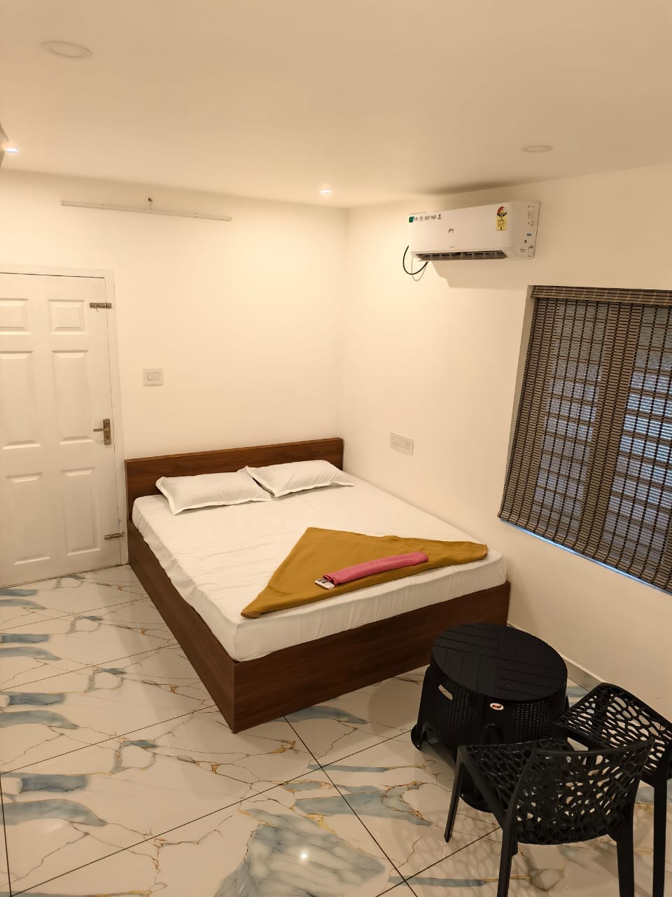 Nutmeg Homestay, 10mins from Athirapilly Waterfalls - Tap to explore photos