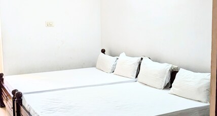 PALLIYARAI GARDENS LODGE Room Type - Family Deluxe Room AC