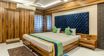 Hotel Orion Crystal Room Type - Super Deluxe Room with Free Wifi