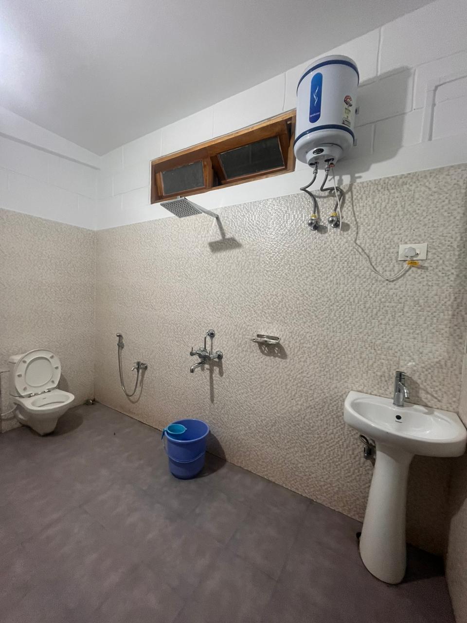 Mondruk Homestay - Tap to explore photos