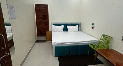 Kusum Stays Room Type - Double Bedroom Near Ram Mandir 1