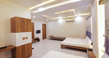 Mateshwari Hotel and Restaurant Room Type - Family Room
