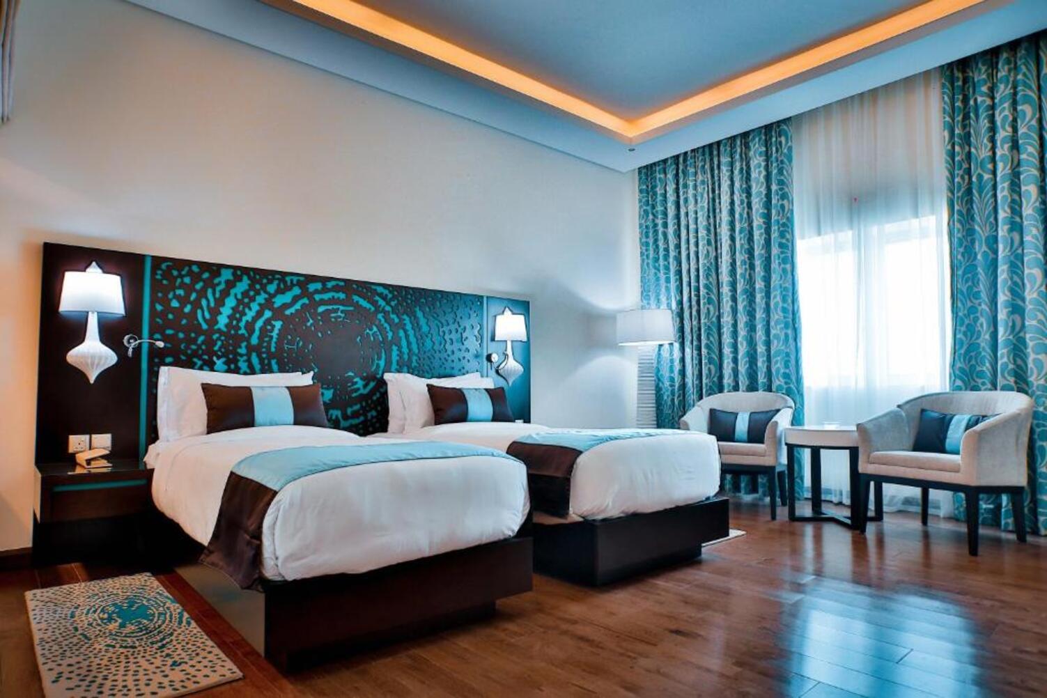 Signature Hotel Al Barsha - Tap to explore photos