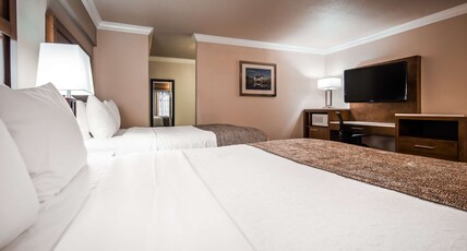 Best Western Bishop Lodge Room Type - 2 Queen Beds, Mobility Accessible, Bathtub, Non-Smoking, Continental Breakfast
