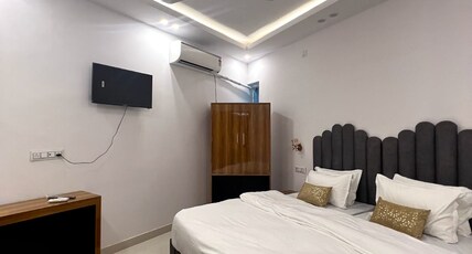 TRPOTELS Dream Inn Khajuraho Room Type - Twin Room