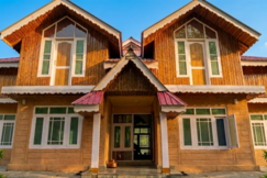 THE MARKHOR LODGE