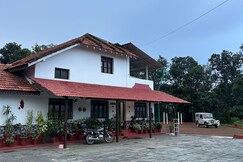 GD's Bungalow by Dazzle Destinations | Villa in Chikmagalur