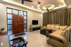 Aamrai Vista 4 BHK Villa by Soumils Stays