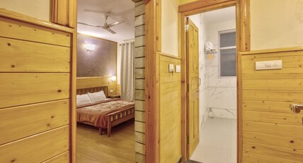 Hotel Keylinga Inn & Restaurant Room Type - Deluxe Room (Without View)