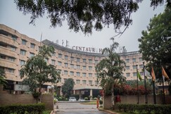 Centaur Hotel