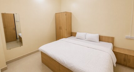 Hotel Shreenath Heritage Room Type - Deluxe Double Bed Rooms