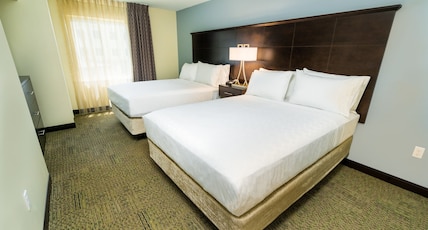 Staybridge Suites Newark - Fremont Room Type - 2 Queen 1 Bedroom Suite Comm Accessible