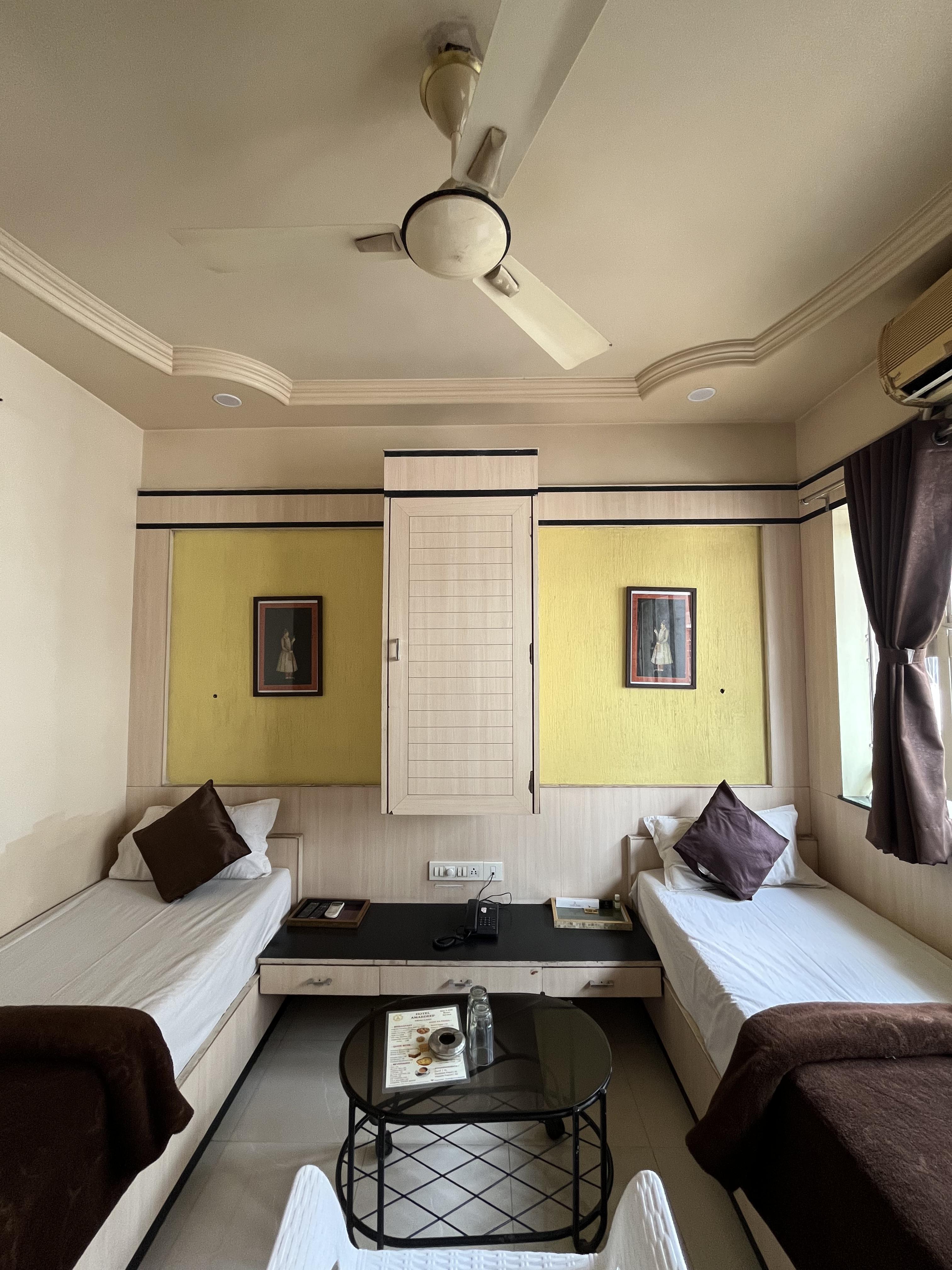 Hotel AMARDEEP - Tap to explore photos