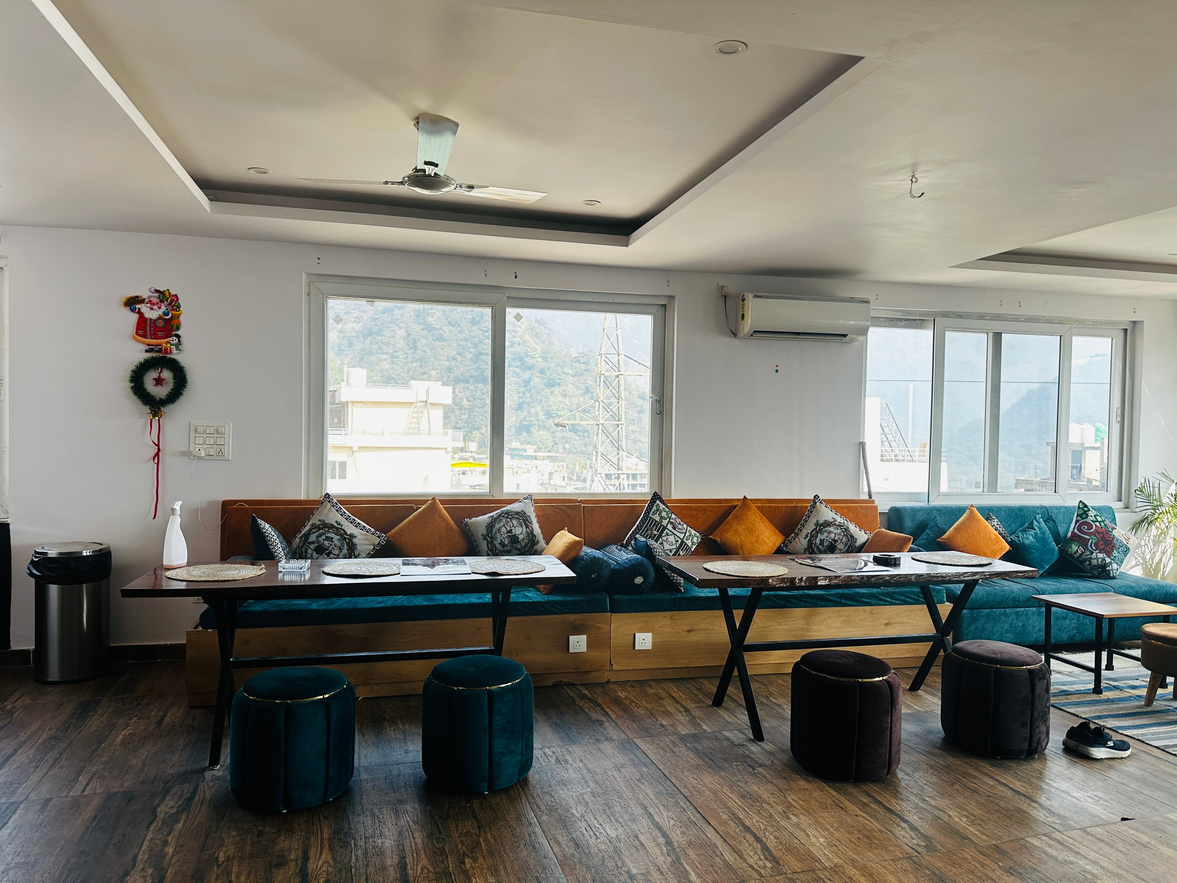 IX Hostel Rishikesh - Tap to explore photos